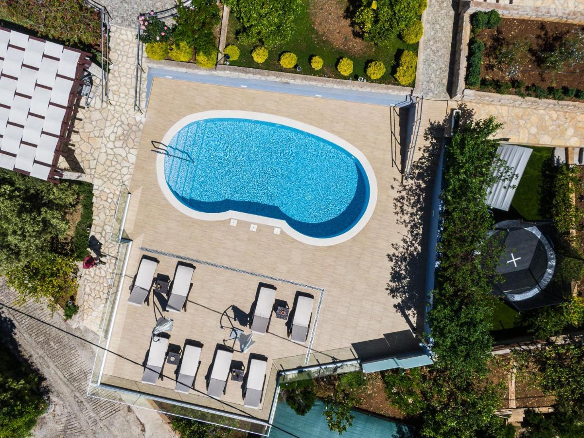 Apartments Separovic Прижба Екстериор снимка