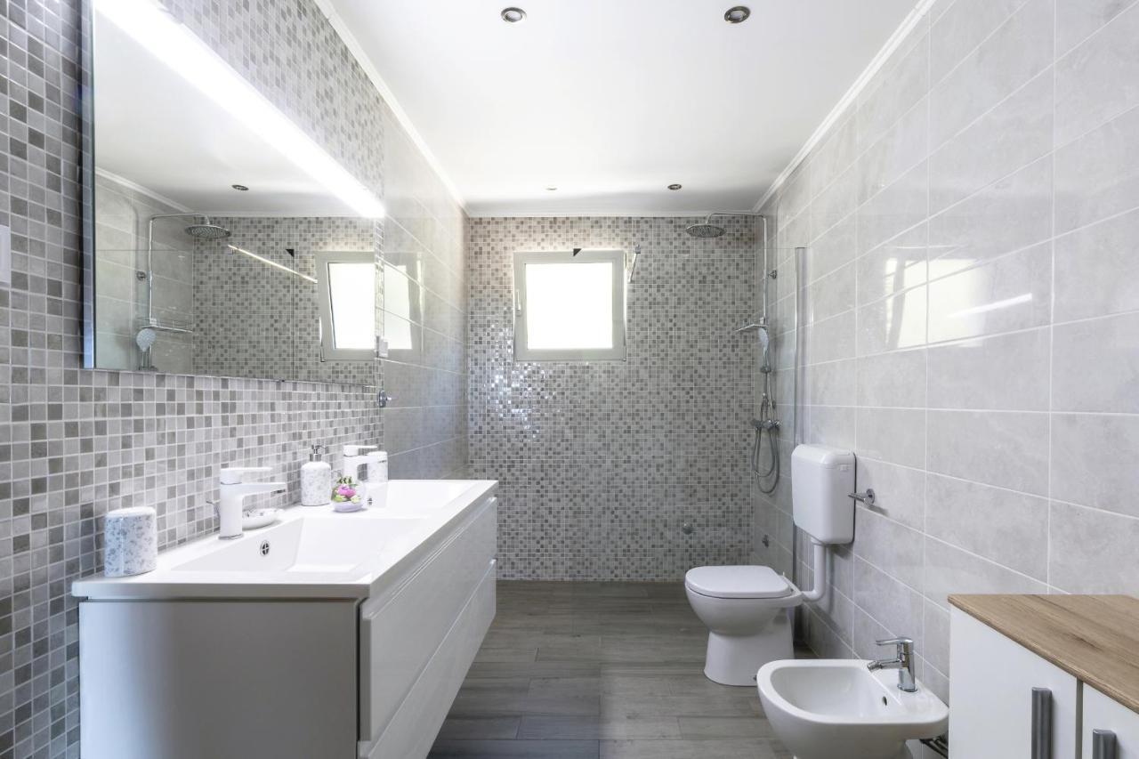 Apartments Separovic Прижба Екстериор снимка