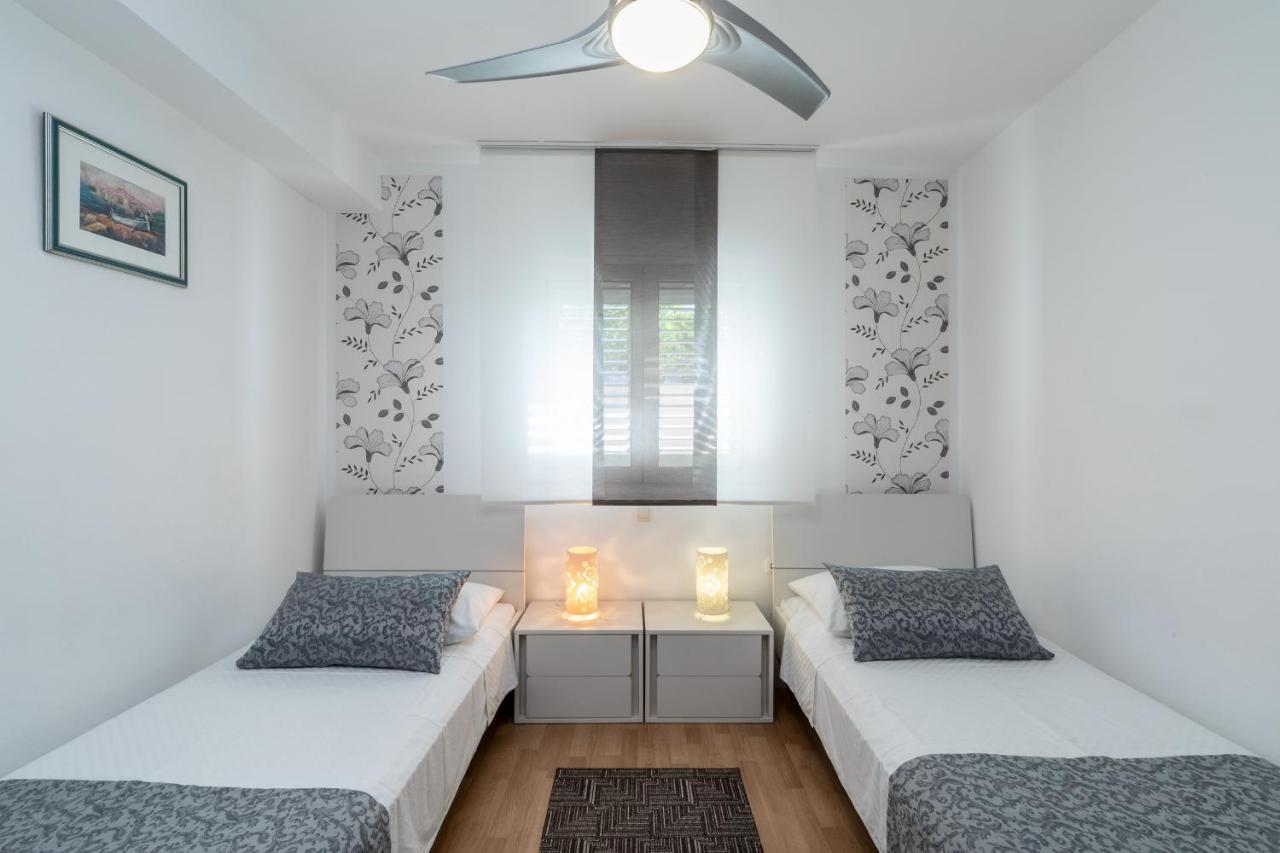 Apartments Separovic Прижба Екстериор снимка