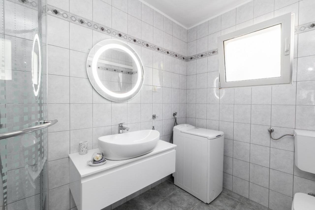 Apartments Separovic Прижба Екстериор снимка