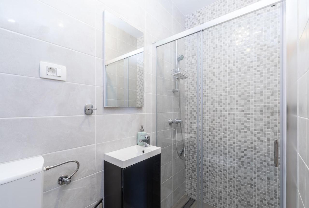 Apartments Separovic Прижба Екстериор снимка