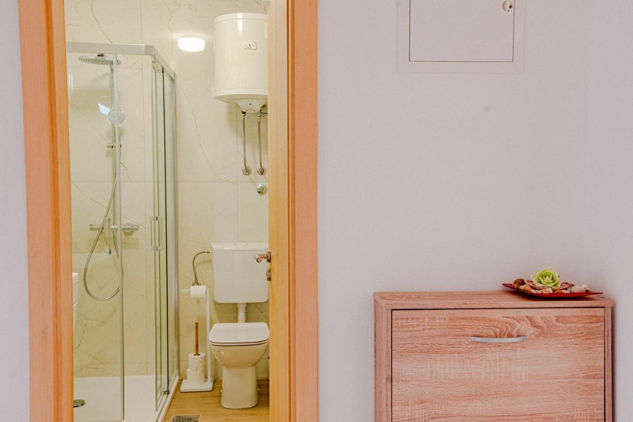 Apartments Separovic Прижба Екстериор снимка
