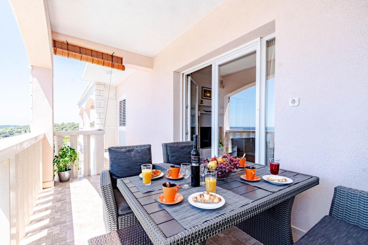 Apartments Separovic Прижба Екстериор снимка