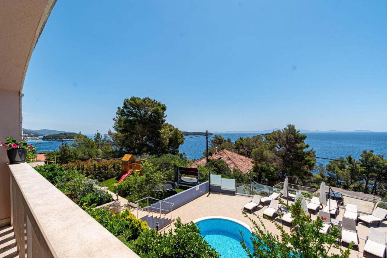 Apartments Separovic Прижба Екстериор снимка